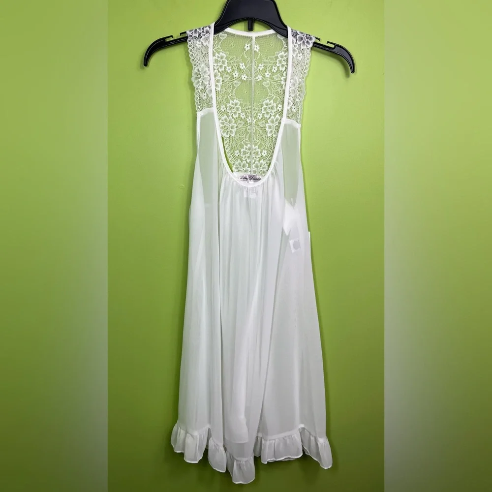 Linea Donatella Women's Sheer Scoop Neck Chemise size S NWT - Picture 2 of 3